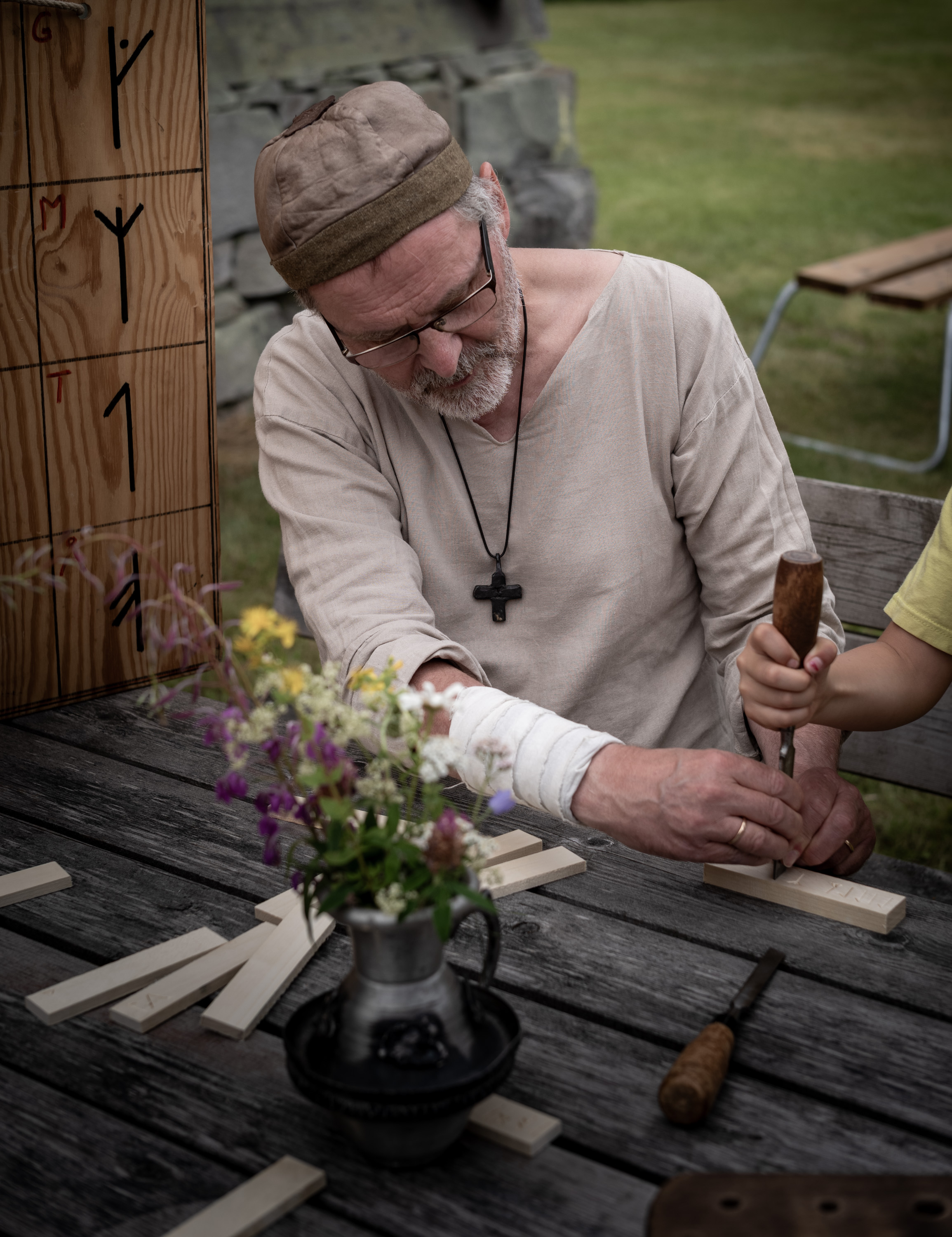  Runehogging. Paul Erik Joleveitsle -25  